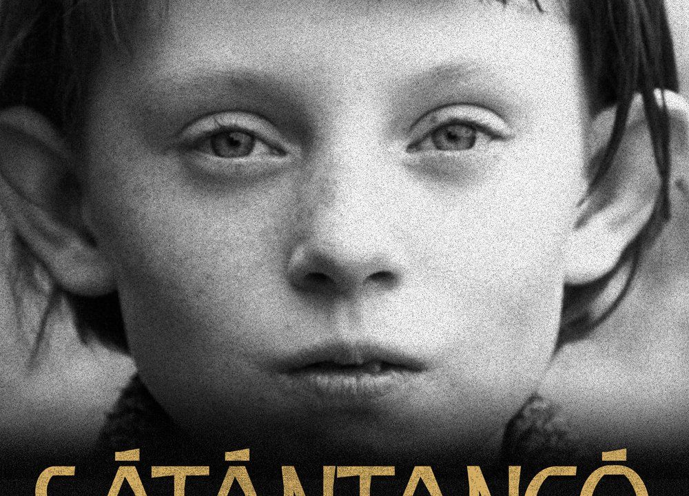 Sátántangó – Part 1 (En pantalla gran: Béla Tarr y László Krasznahorkai)