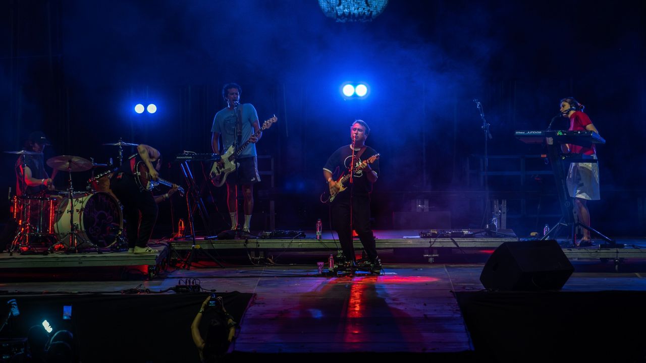 Niña Polaca lleva su pop-rock a Castellón con Directos Vibra Mahou